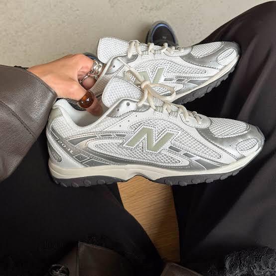 New balance 204L